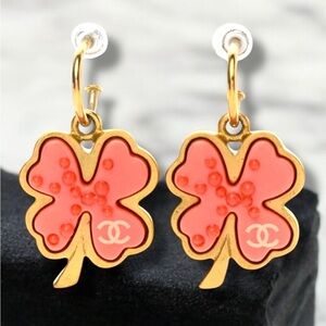 Beautiful Authentic CHANEL Gold and Coral Pink CLOVER Hoop Earrings